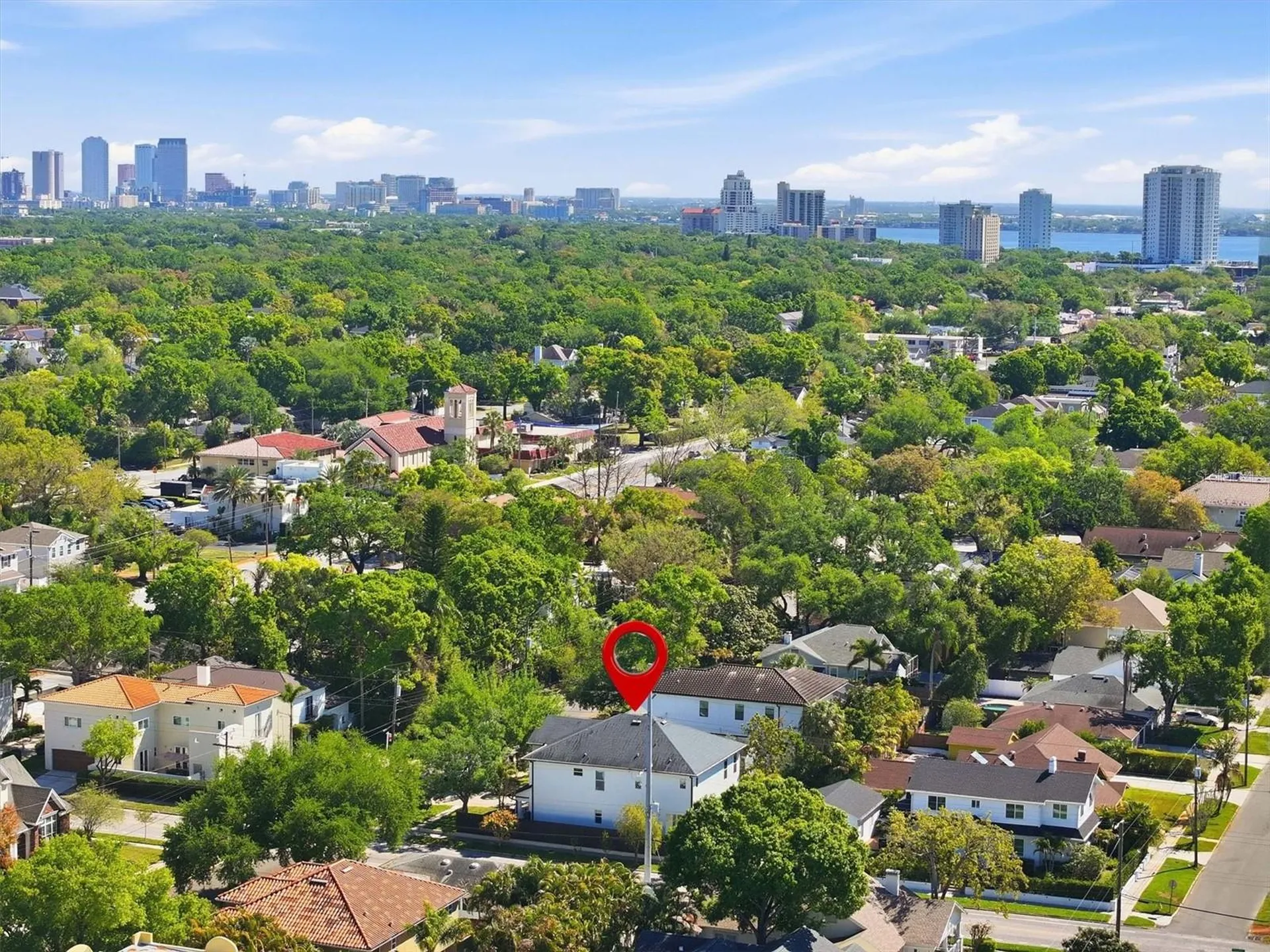 3824 W Santiago Street Tampa FL 33629