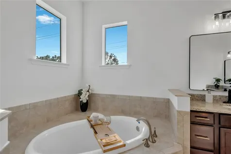 3824 W Santiago Street Tampa FL 33629