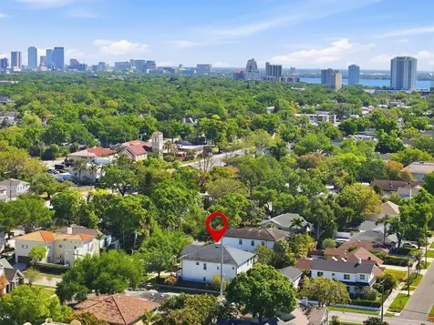 3824 W Santiago Street Tampa FL 33629