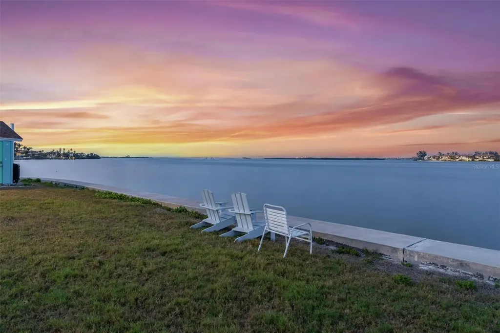 117 7th Street N Bradenton Beach FL 34217