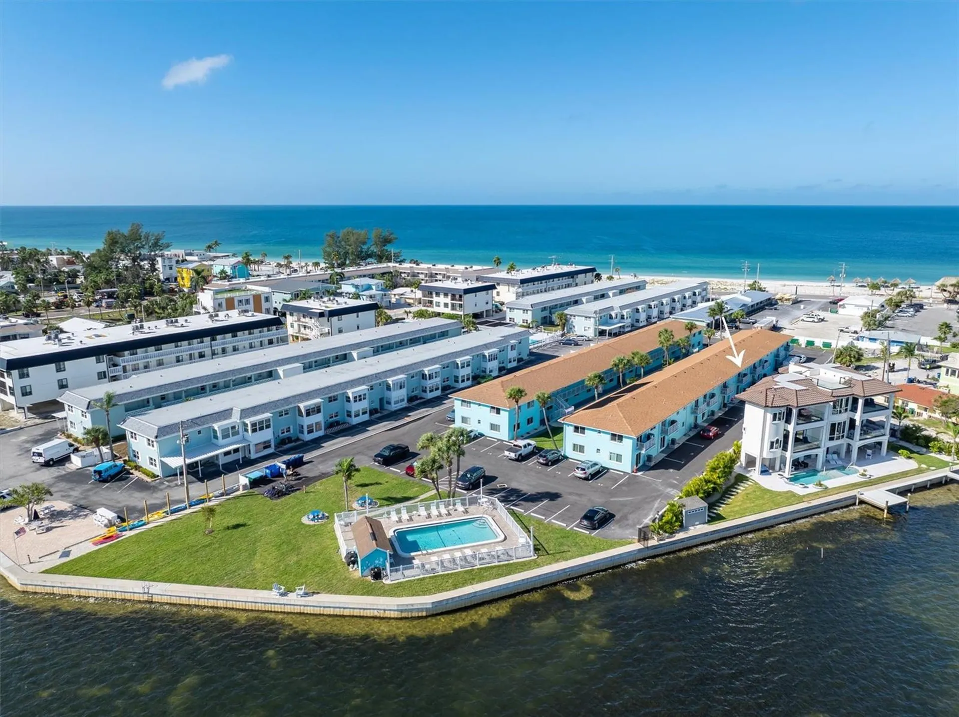 117 7th Street N Bradenton Beach FL 34217