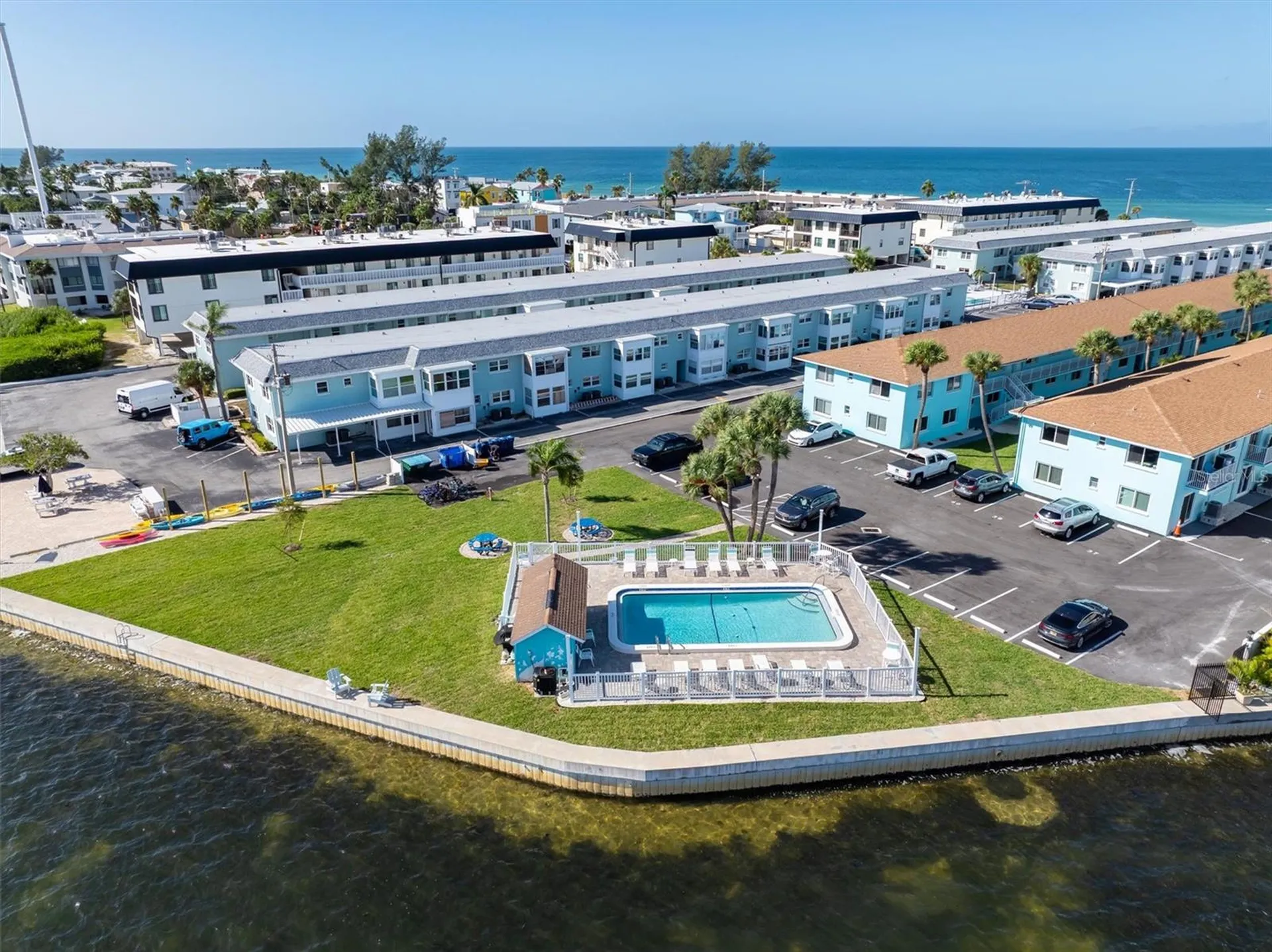 117 7th Street N Bradenton Beach FL 34217