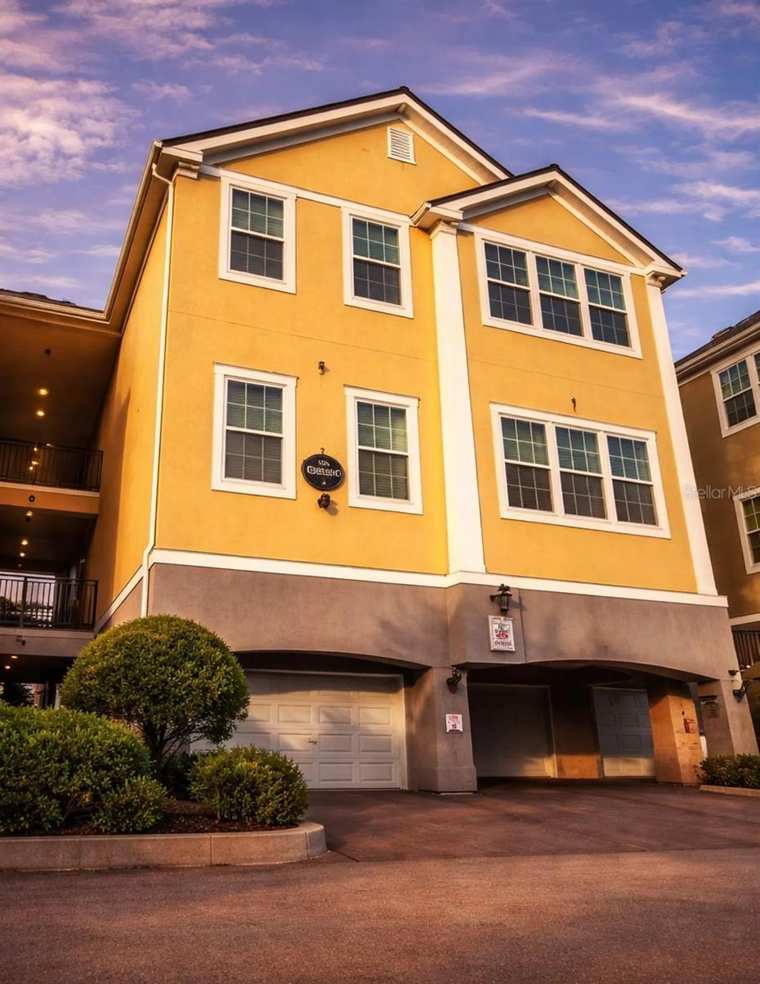 3250 Corona Village Way Orlando FL 32835