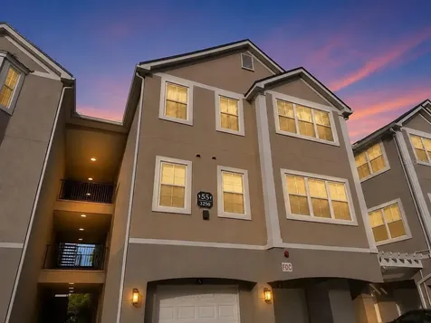 3250 Corona Village Way Orlando FL 32835