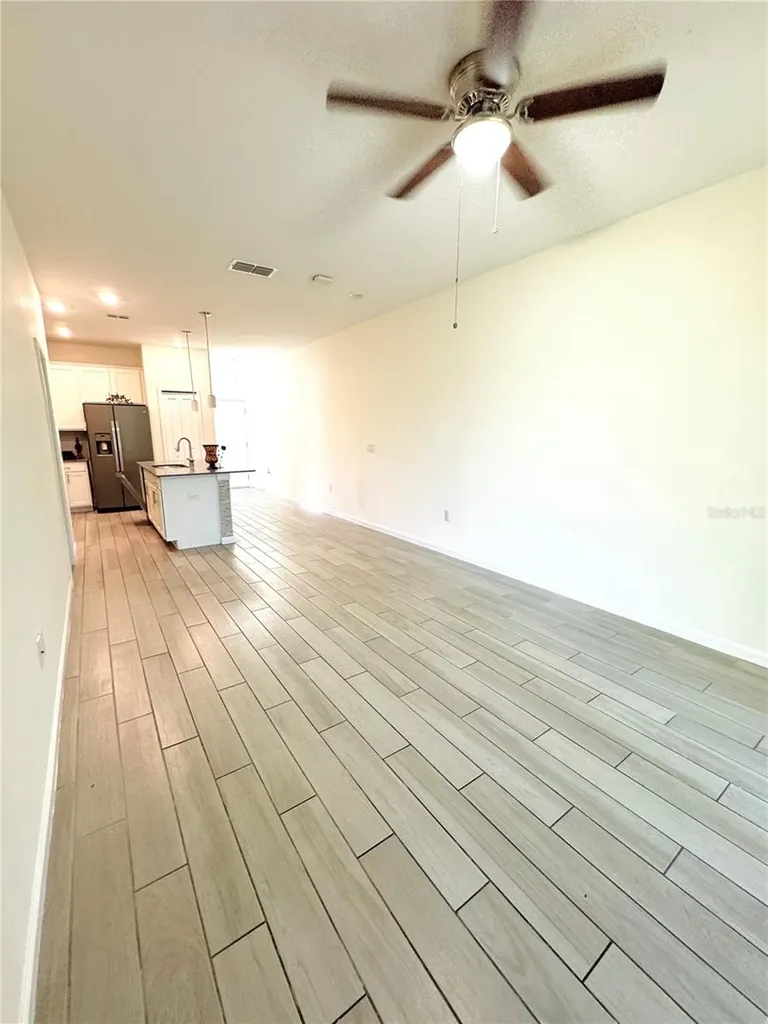 9884 Red Eagle Drive Orlando FL 32825