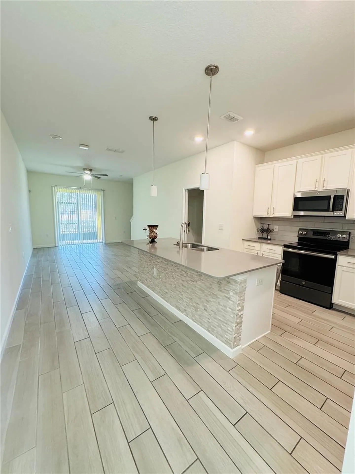 9884 Red Eagle Drive Orlando FL 32825