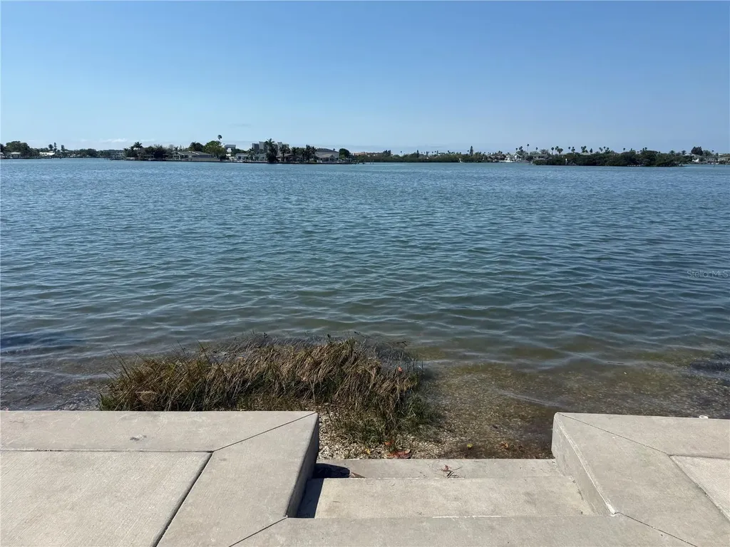 12760 Indian Rocks Road Largo FL 33774