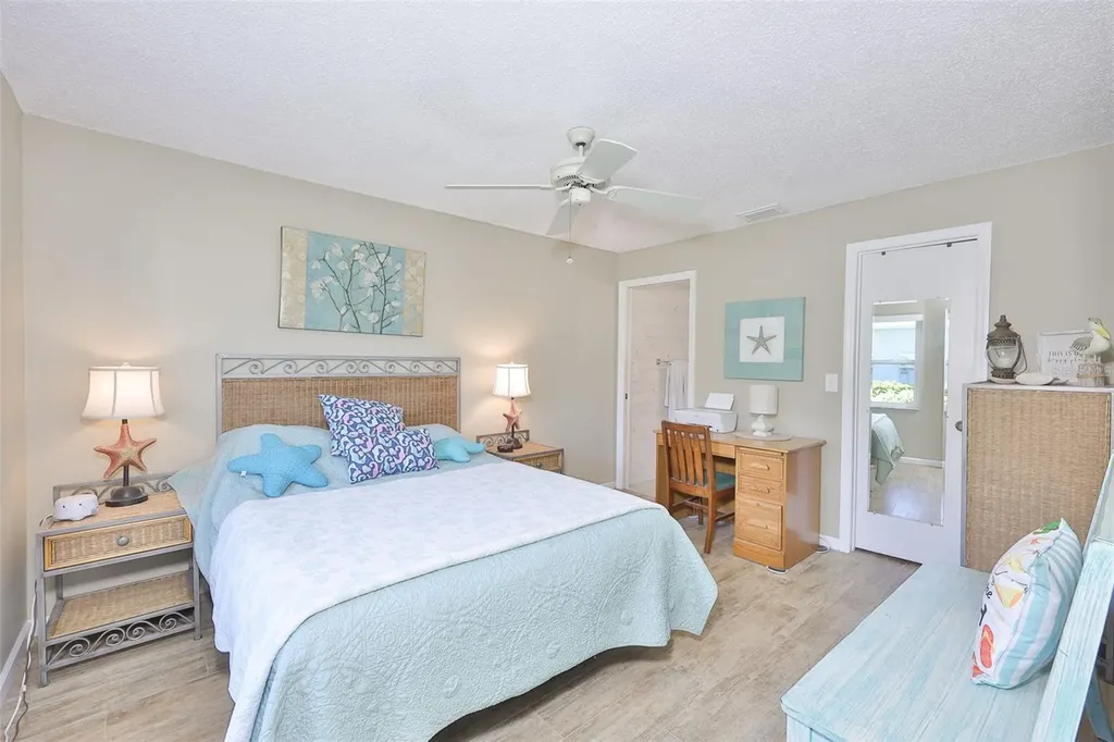 2007 N Halcyon Drive Sun City Center FL 33573