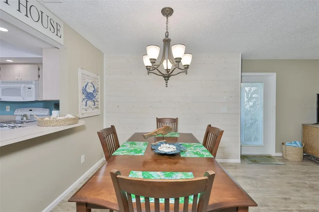 2007 N Halcyon Drive Sun City Center FL 33573