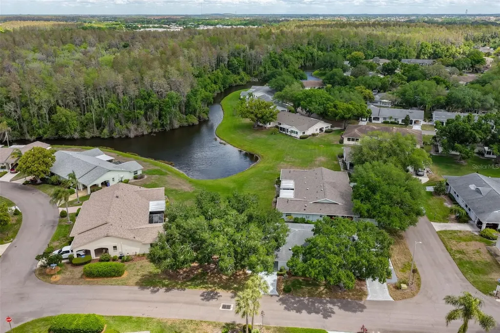 2007 N Halcyon Drive Sun City Center FL 33573