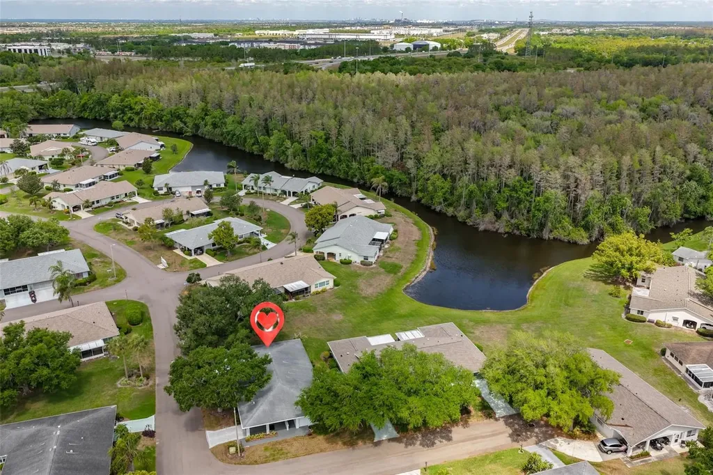 2007 N Halcyon Drive Sun City Center FL 33573