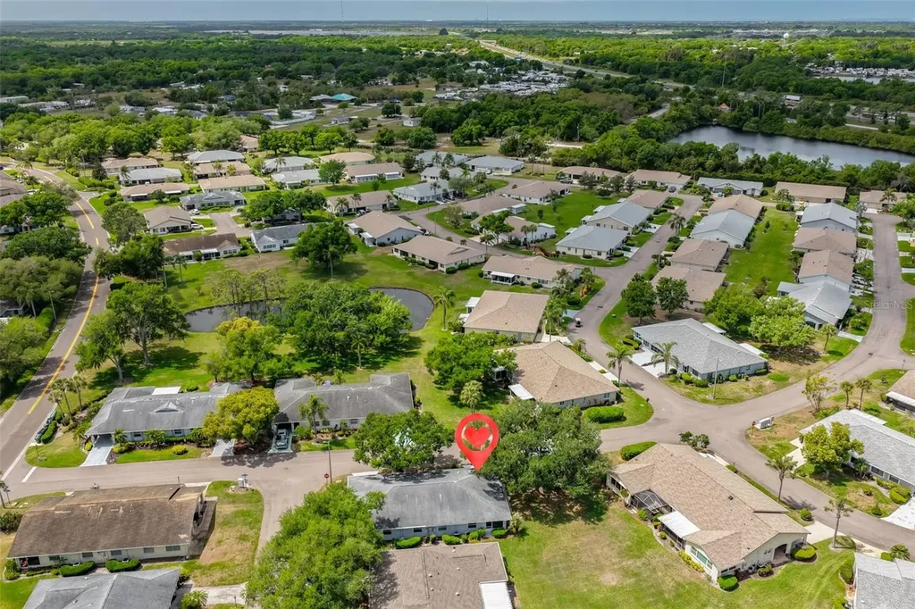 2007 N Halcyon Drive Sun City Center FL 33573