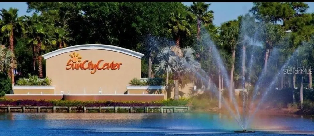 2007 N Halcyon Drive Sun City Center FL 33573