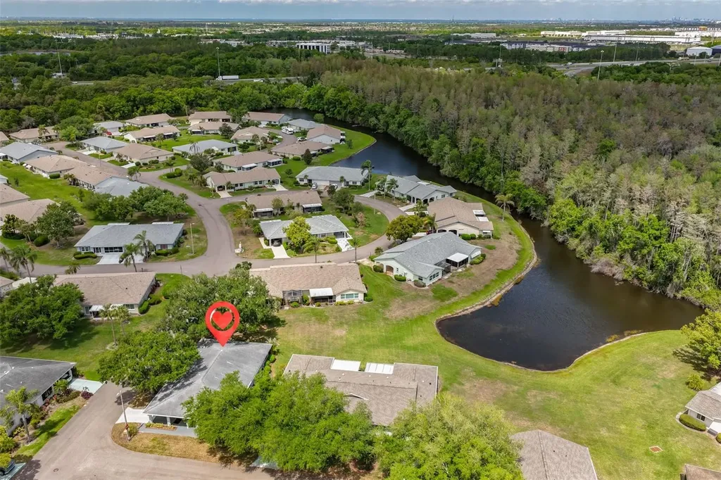 2007 N Halcyon Drive Sun City Center FL 33573