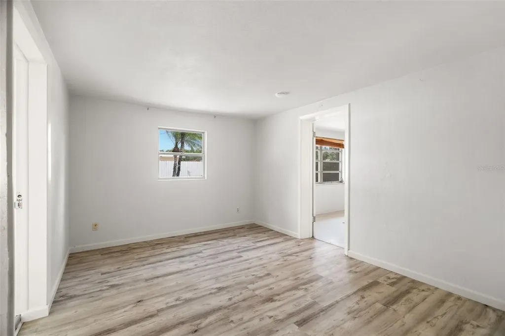2027 E Valencia Way E Clearwater FL 33764