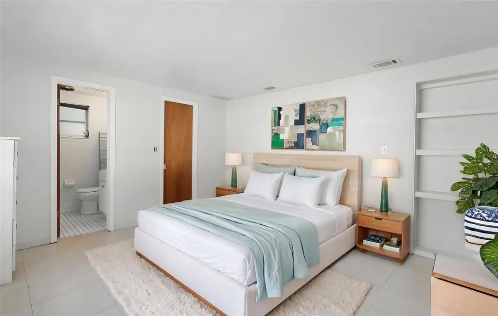 2027 E Valencia Way E Clearwater FL 33764