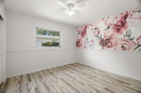 2027 E Valencia Way E Clearwater FL 33764