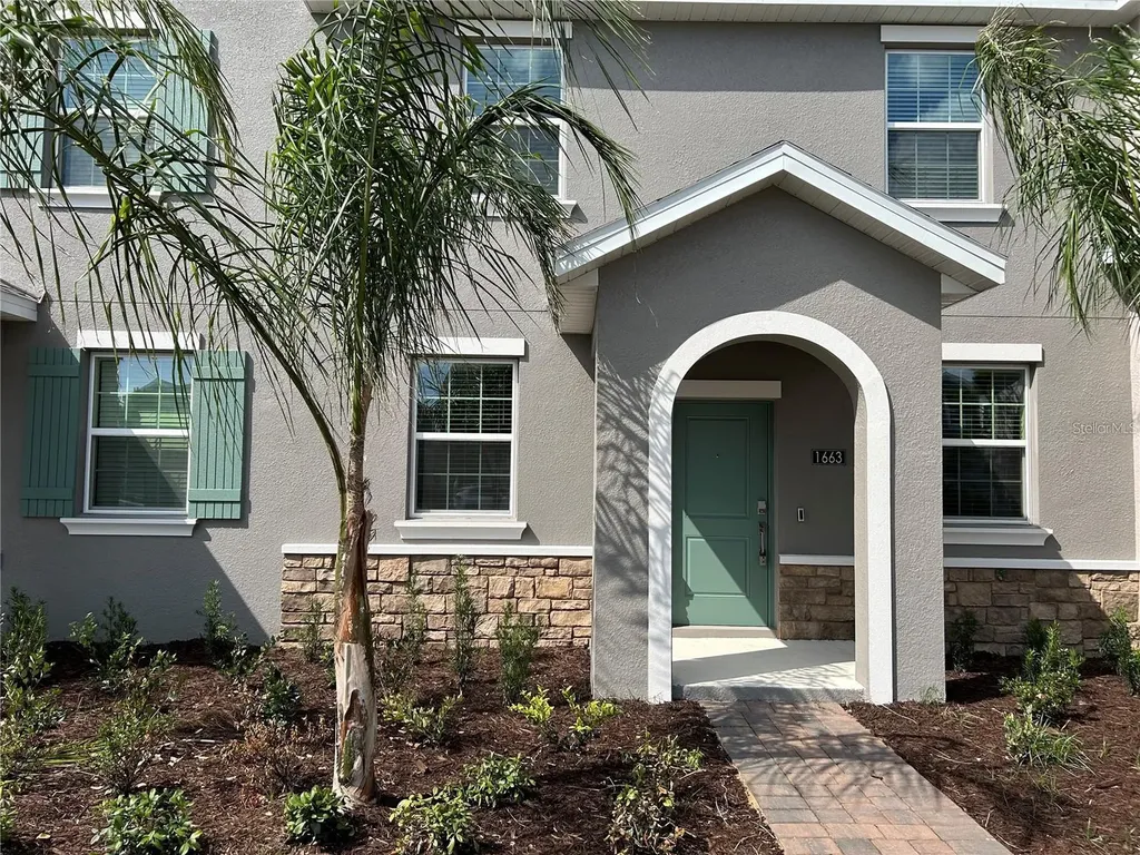1663 Cross Prairie Parkway Kissimmee FL 34744