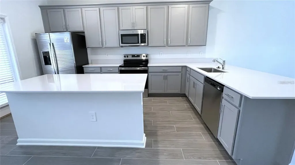 1663 Cross Prairie Parkway Kissimmee FL 34744