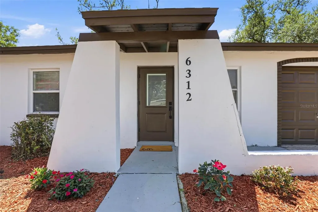 6312 S Lansdale Circle Tampa FL 33616