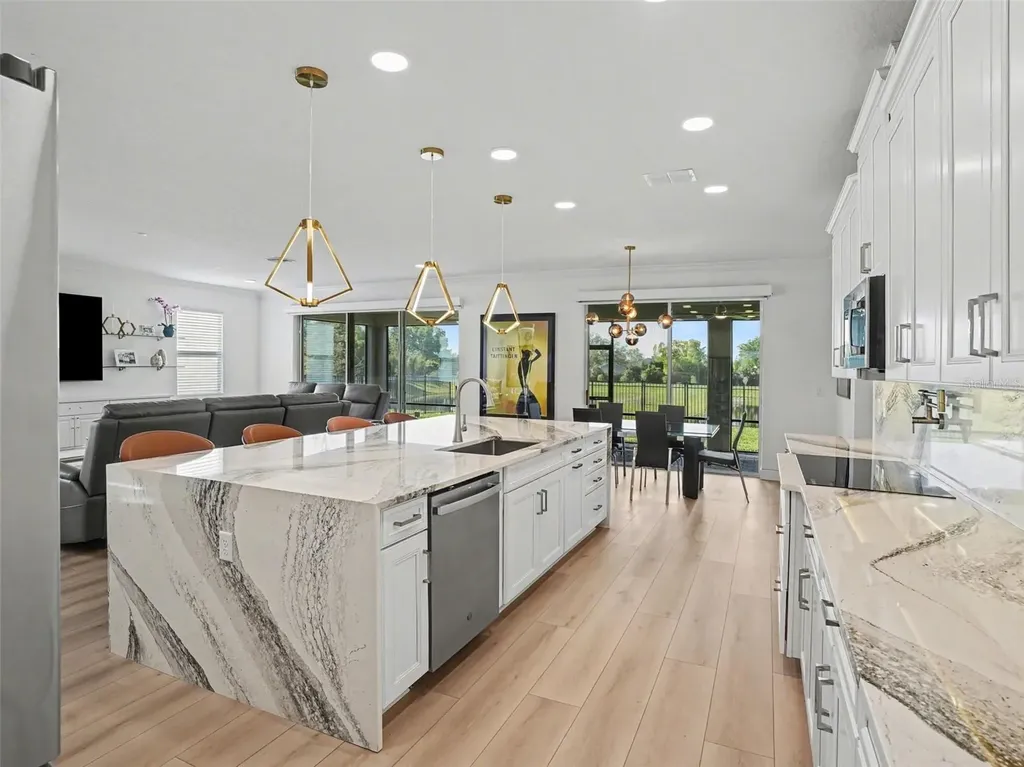 2612 Ravencliffe Terrace Oviedo FL 32765