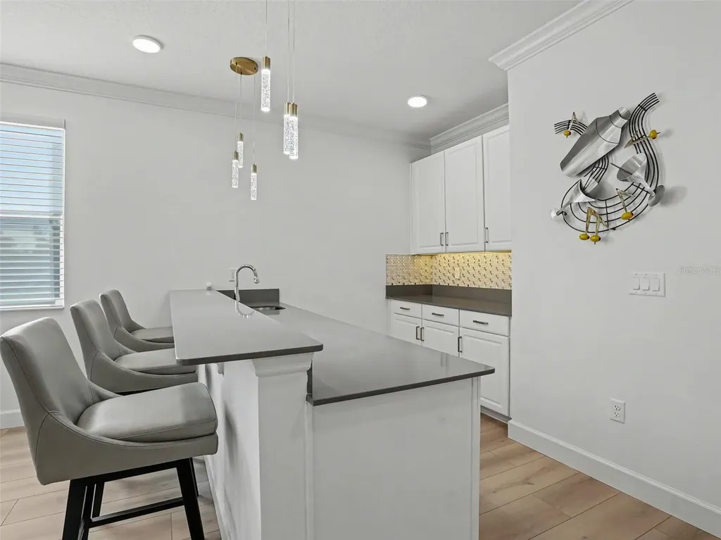 2612 Ravencliffe Terrace Oviedo FL 32765