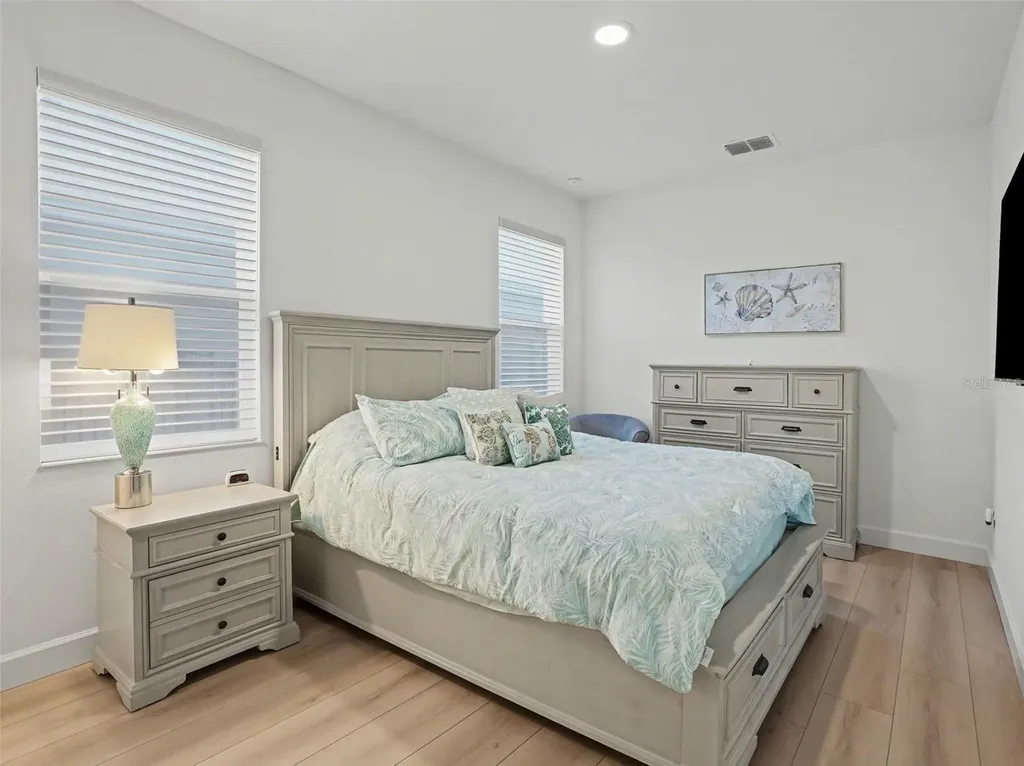 2612 Ravencliffe Terrace Oviedo FL 32765