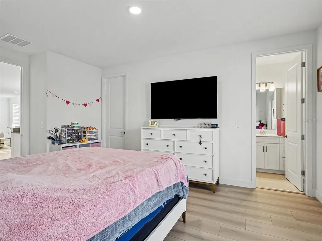 2612 Ravencliffe Terrace Oviedo FL 32765