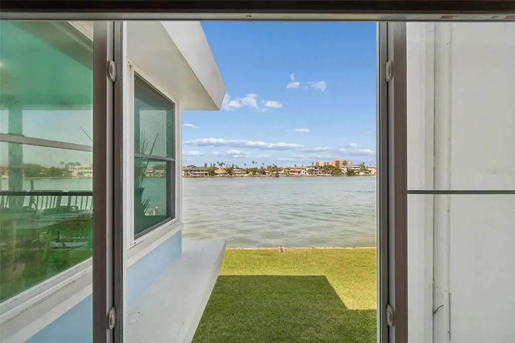 770 Island Way Clearwater FL 33767