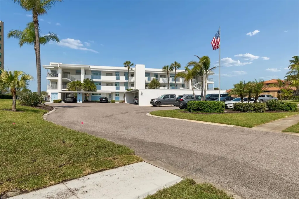 770 Island Way Clearwater FL 33767