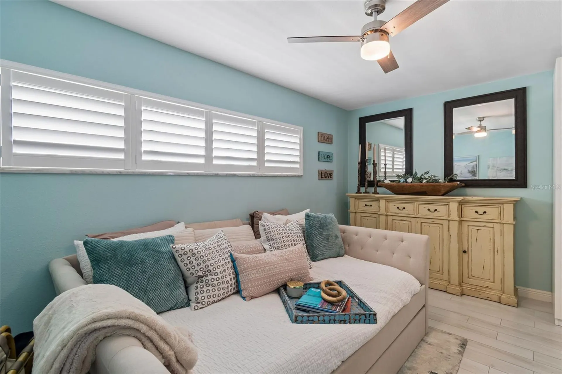 770 Island Way Clearwater FL 33767
