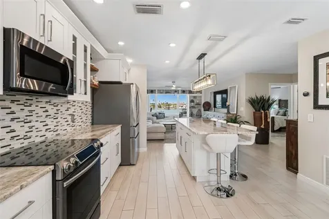 770 Island Way Clearwater FL 33767