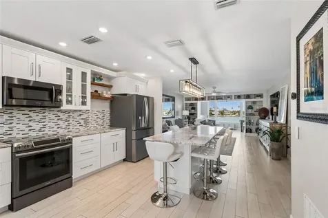 770 Island Way Clearwater FL 33767
