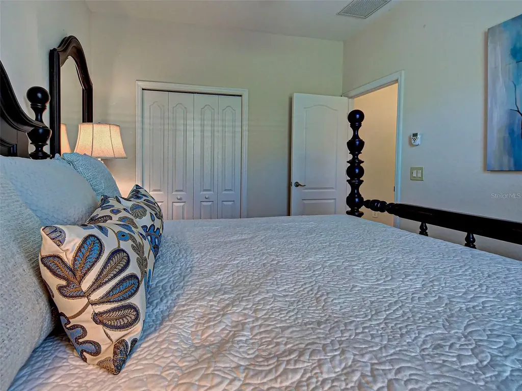 12082 Granite Woods Loop Venice FL 34292