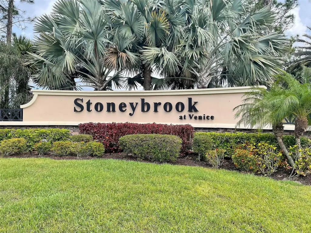 12082 Granite Woods Loop Venice FL 34292