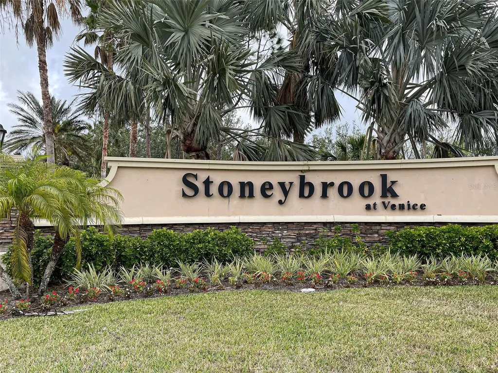 12082 Granite Woods Loop Venice FL 34292
