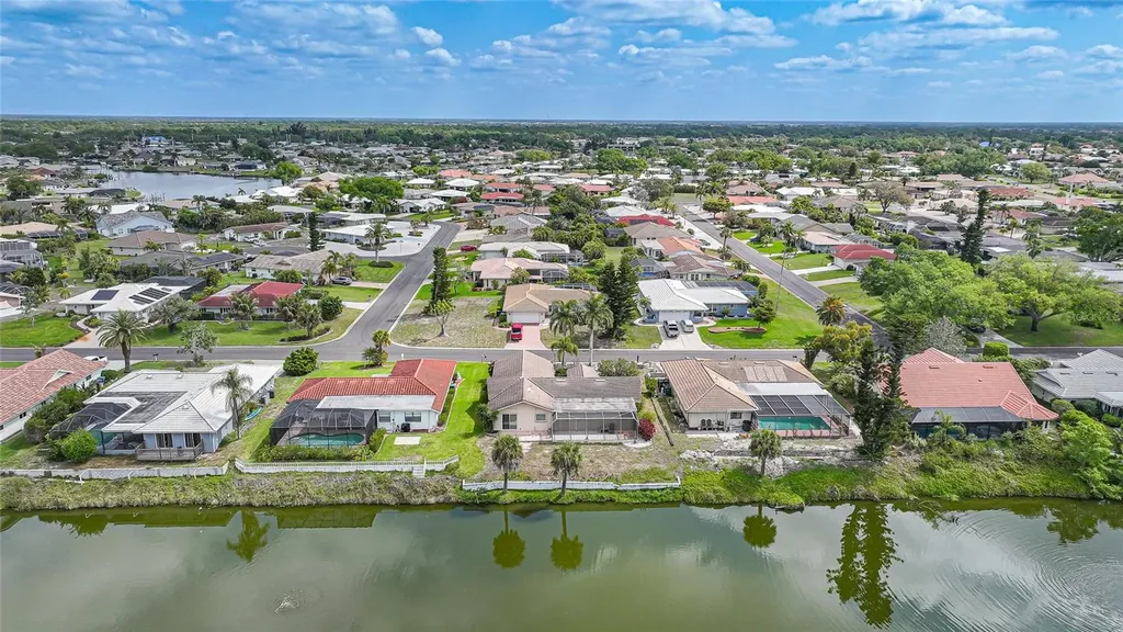 76 Windsor Drive Englewood FL 34223