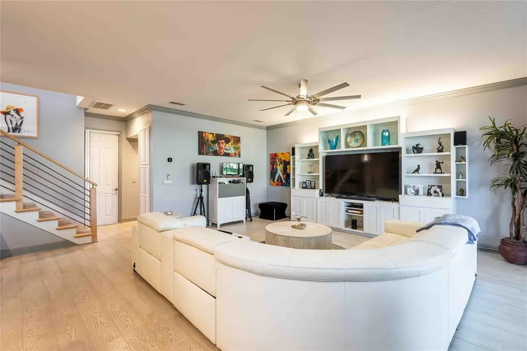 6741 Vista Del Lago Avenue Land O Lakes FL 34637