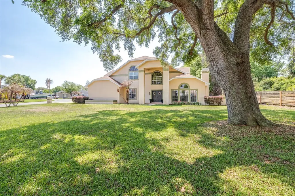2134 Kirkland Lake Drive Auburndale FL 33823