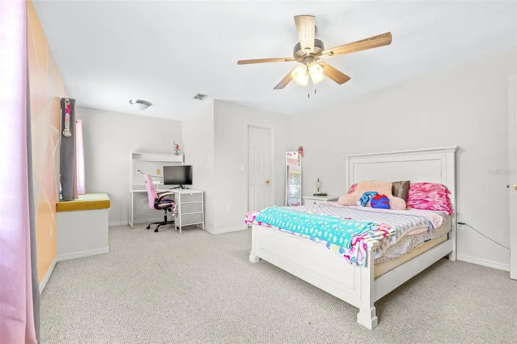 2134 Kirkland Lake Drive Auburndale FL 33823