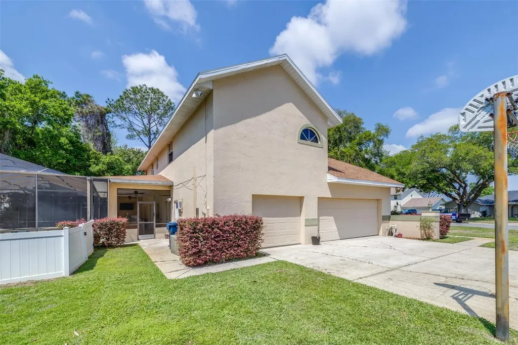 2134 Kirkland Lake Drive Auburndale FL 33823