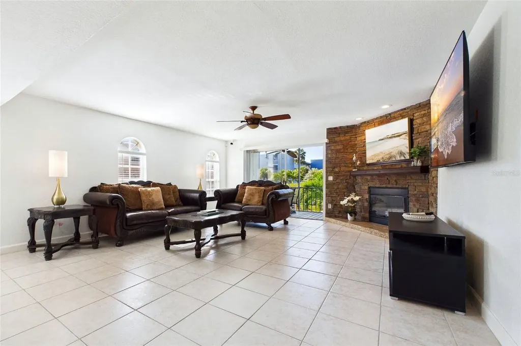 637 Pinellas Bayway S Tierra Verde FL 33715