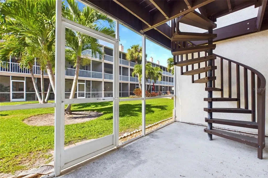 637 Pinellas Bayway S Tierra Verde FL 33715