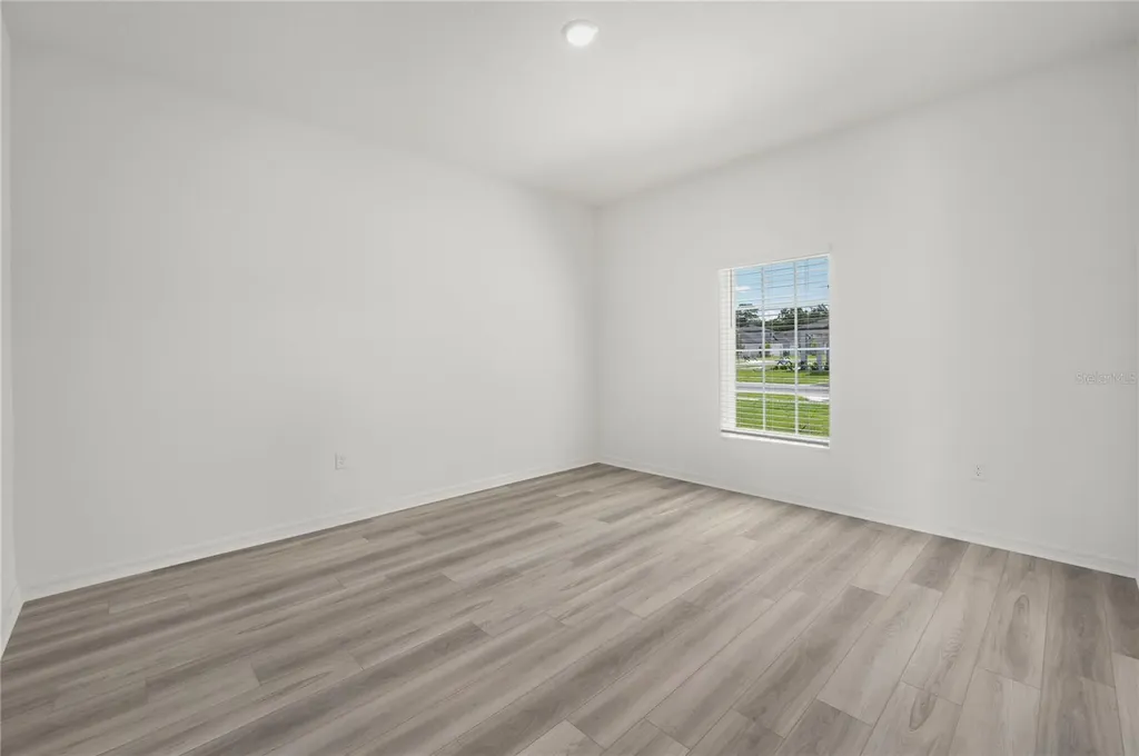 13246 Tula Loop Astatula FL 34705