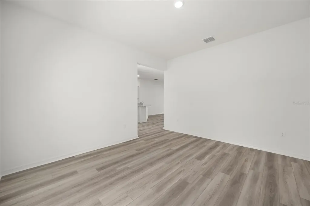 13246 Tula Loop Astatula FL 34705