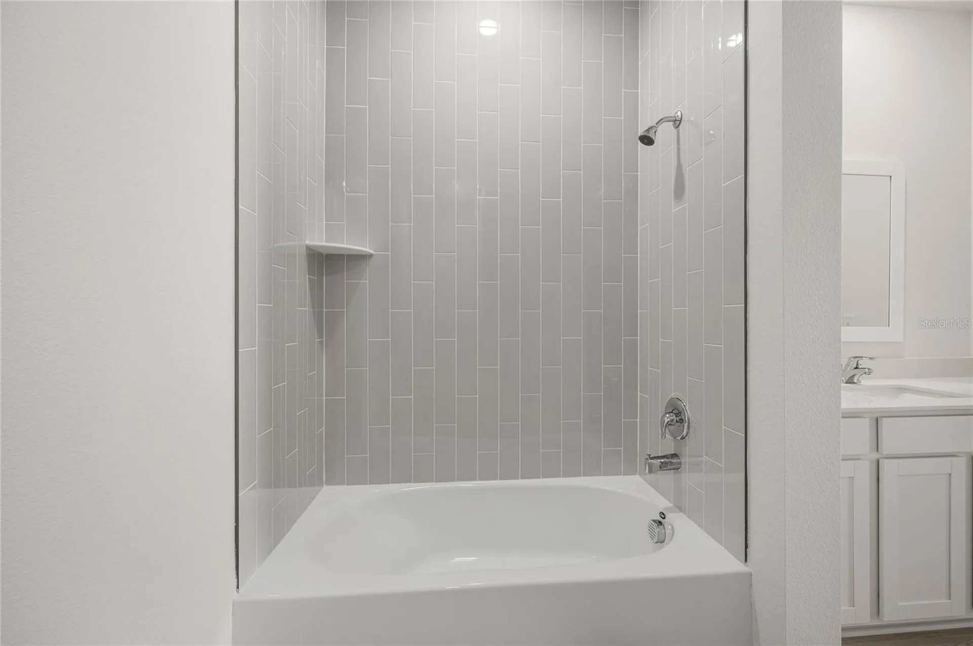 13246 Tula Loop Astatula FL 34705