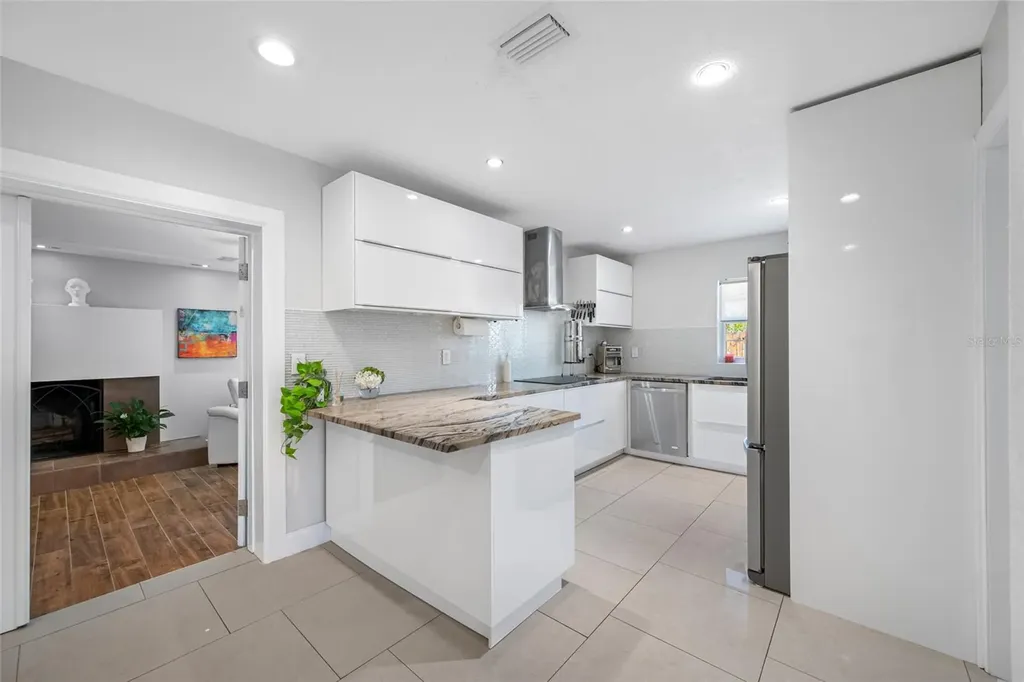 2212 NE Coachman Road Clearwater FL 33765