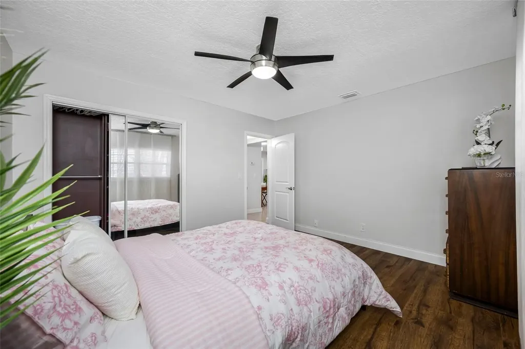 2212 NE Coachman Road Clearwater FL 33765
