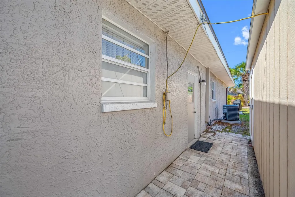 2212 NE Coachman Road Clearwater FL 33765