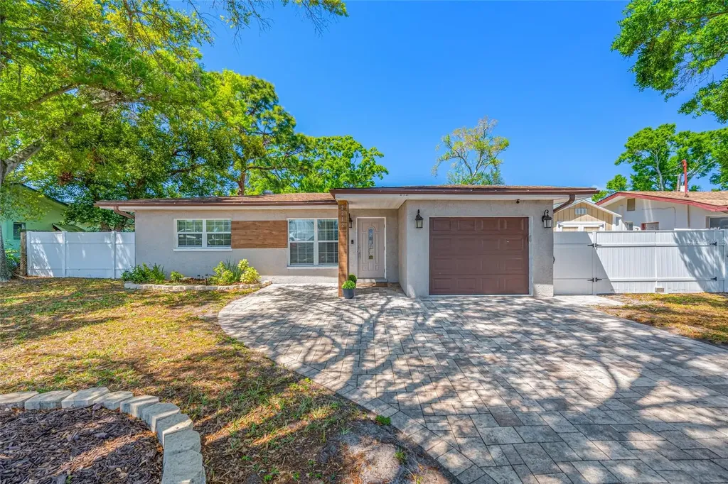 2212 NE Coachman Road Clearwater FL 33765